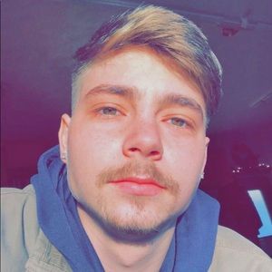 Meet your Posher, Brad